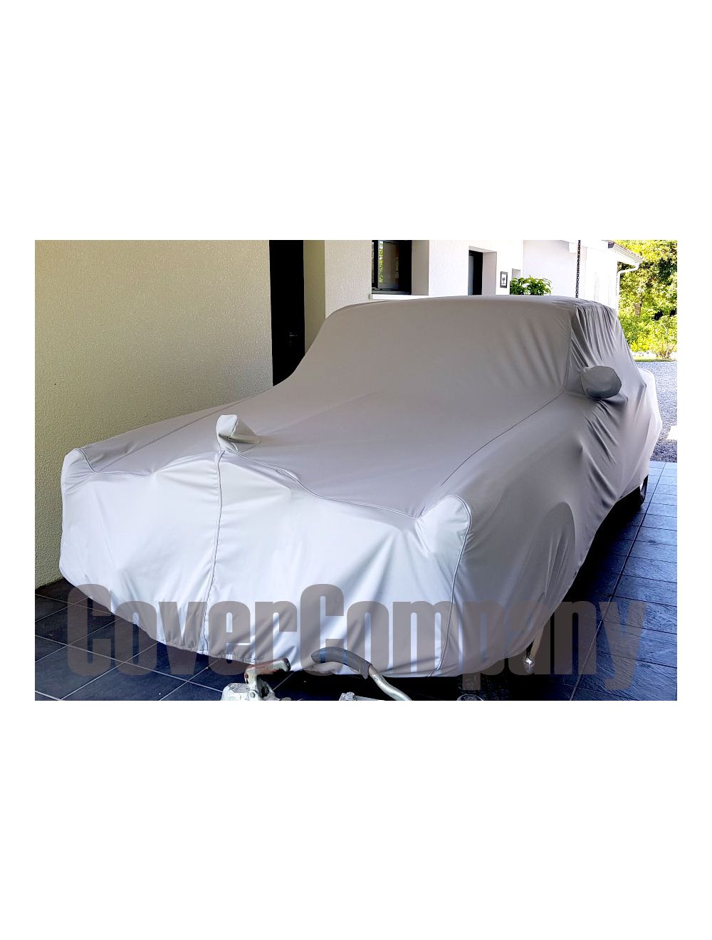 Custom outdoor car cover - Platinum Range